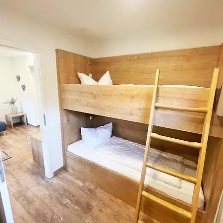 Bergquell Tirol Apartman *